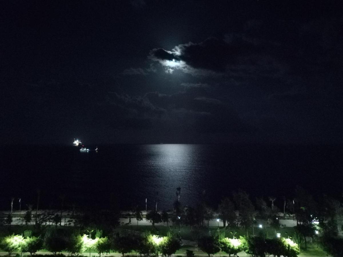 A City-Center Seaview Penthouse At Oceanic Limassol Luaran gambar